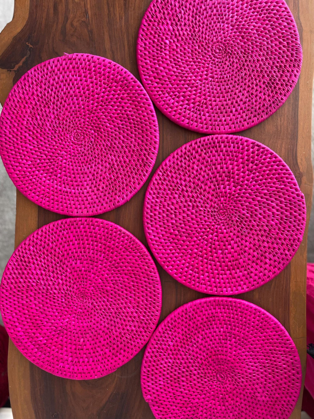 Hot Pink Round Placemats Set Of 6, Woven Placemats, Boho Fuchsia Placemat, Made With Palm Fiber & Seagrass, Bohemian Dining Table Decor