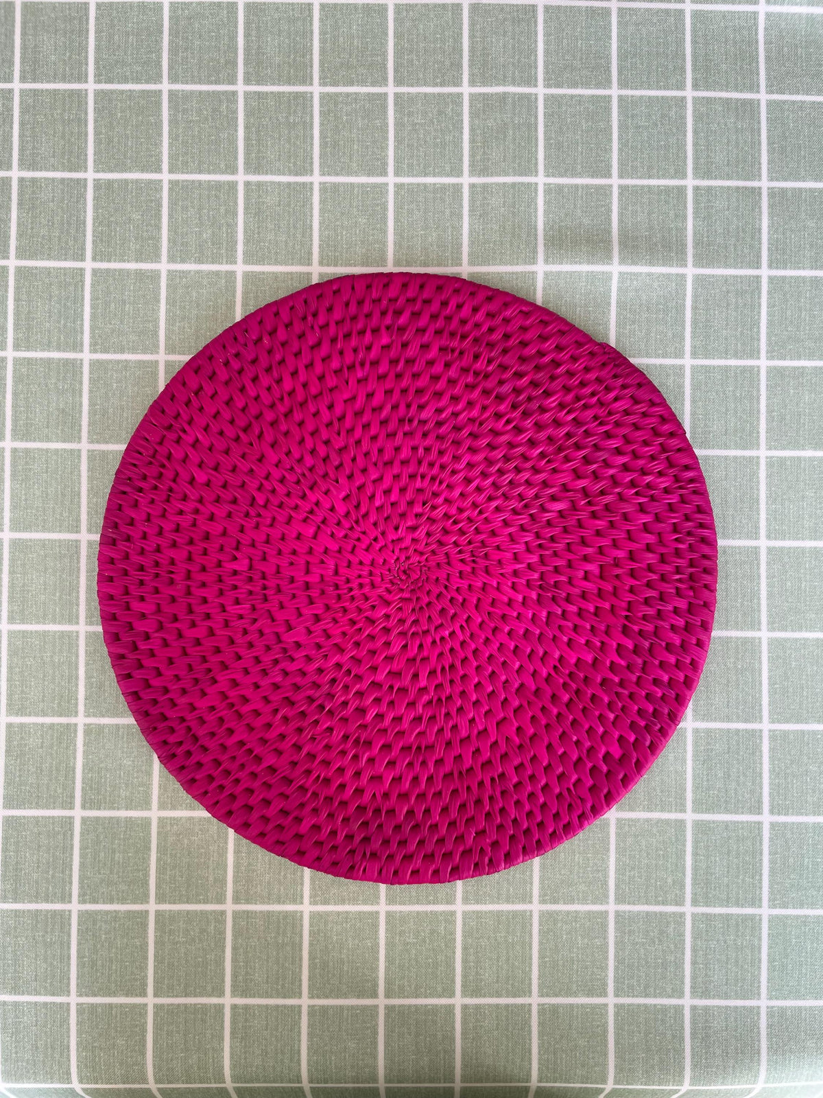 Hot Pink Round Placemats Set Of 6, Woven Placemats, Boho Fuchsia Placemat, Made With Palm Fiber & Seagrass, Bohemian Dining Table Decor