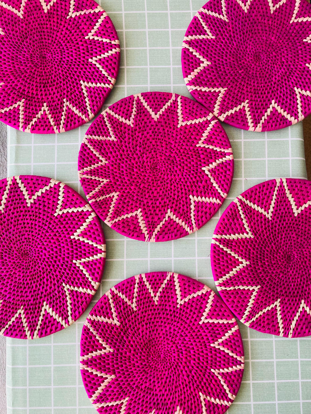 Woven Placemats Set of 2-12 – Hot Pink Fuchsia Boho Round Wedding Party Placemats, Heat Resistant Dining Table Mats, Bohemian Table Decor