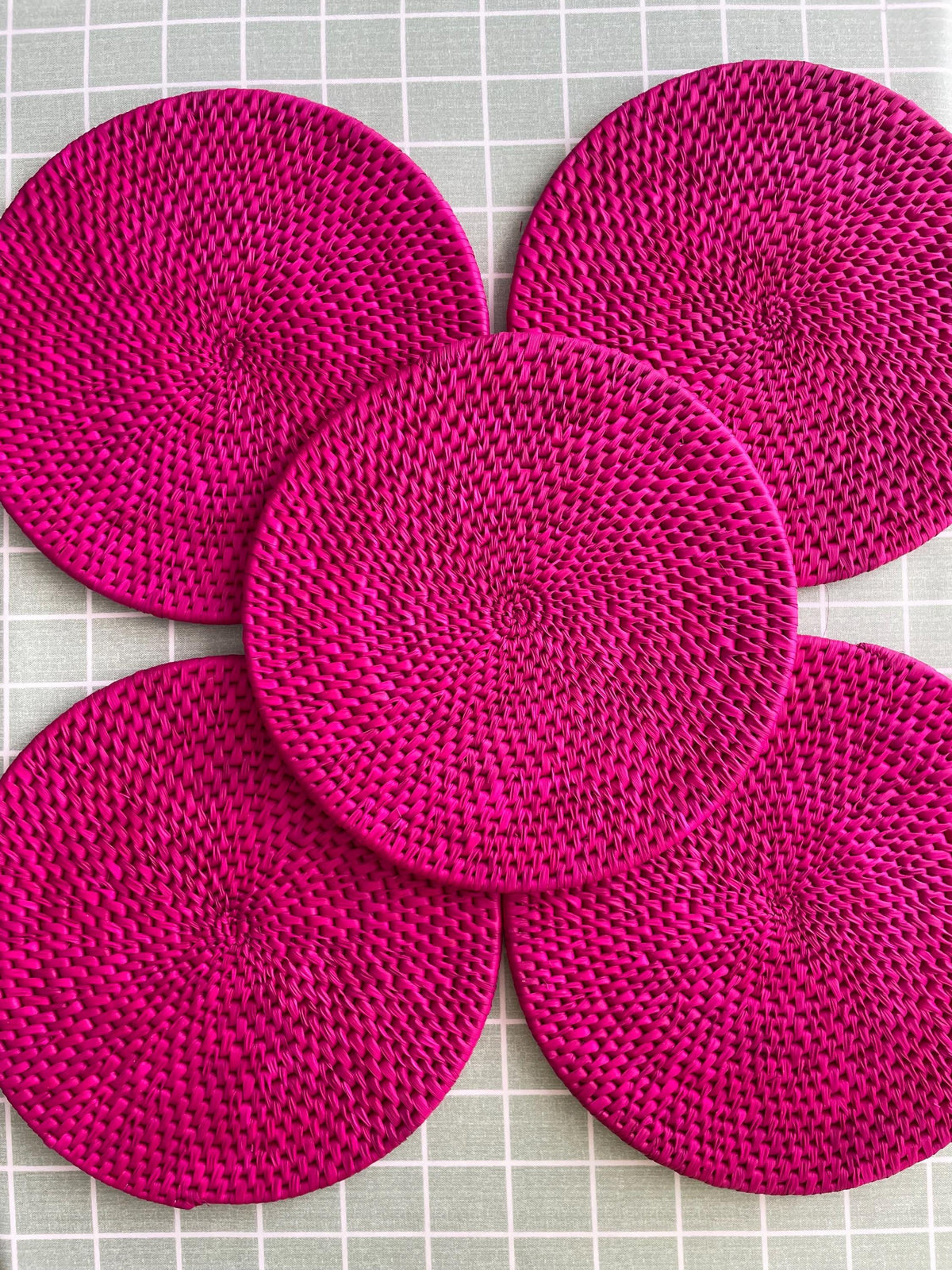 Hot Pink Round Placemats Set Of 6, Woven Placemats, Boho Fuchsia Placemat, Made With Palm Fiber & Seagrass, Bohemian Dining Table Decor