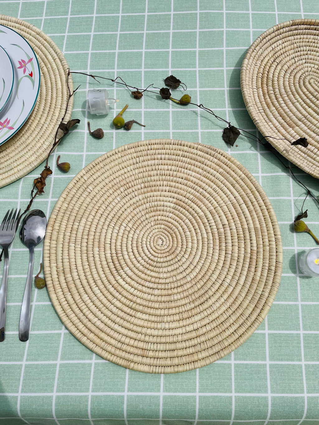 Hand Woven Round Placemats Set 14 in, Boho Placemats For Table, Rustic Woven Placemats, Palm Leaves Eco Friendly Placemat, boho Table Decor