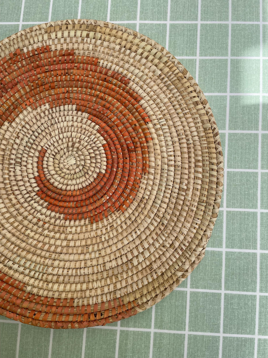 Spiral Round Hand Woven Placemats - Orange & Beige Sea Grass Placemats Set 14in - Boho Straw Palm Placemats  - Fall Dining Table Decor