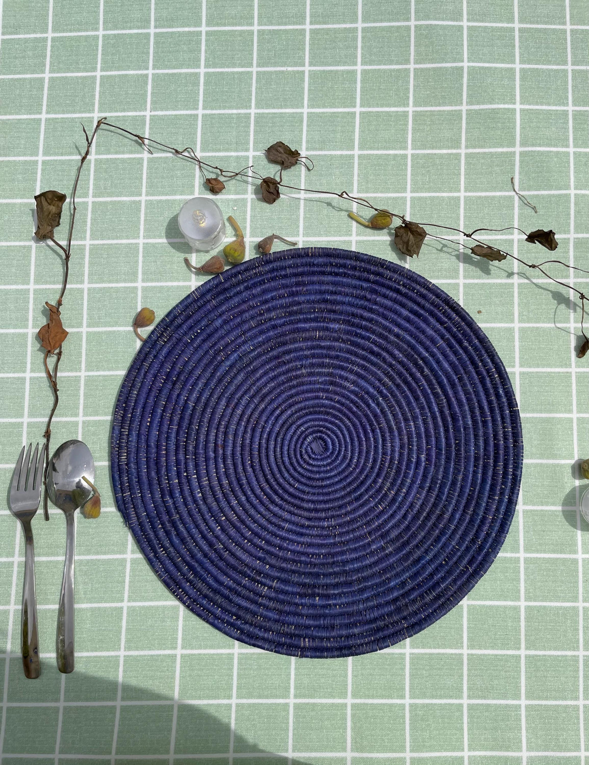 Boho Blue Palm Leaf Placemat Set: Woven Round Table Mat
