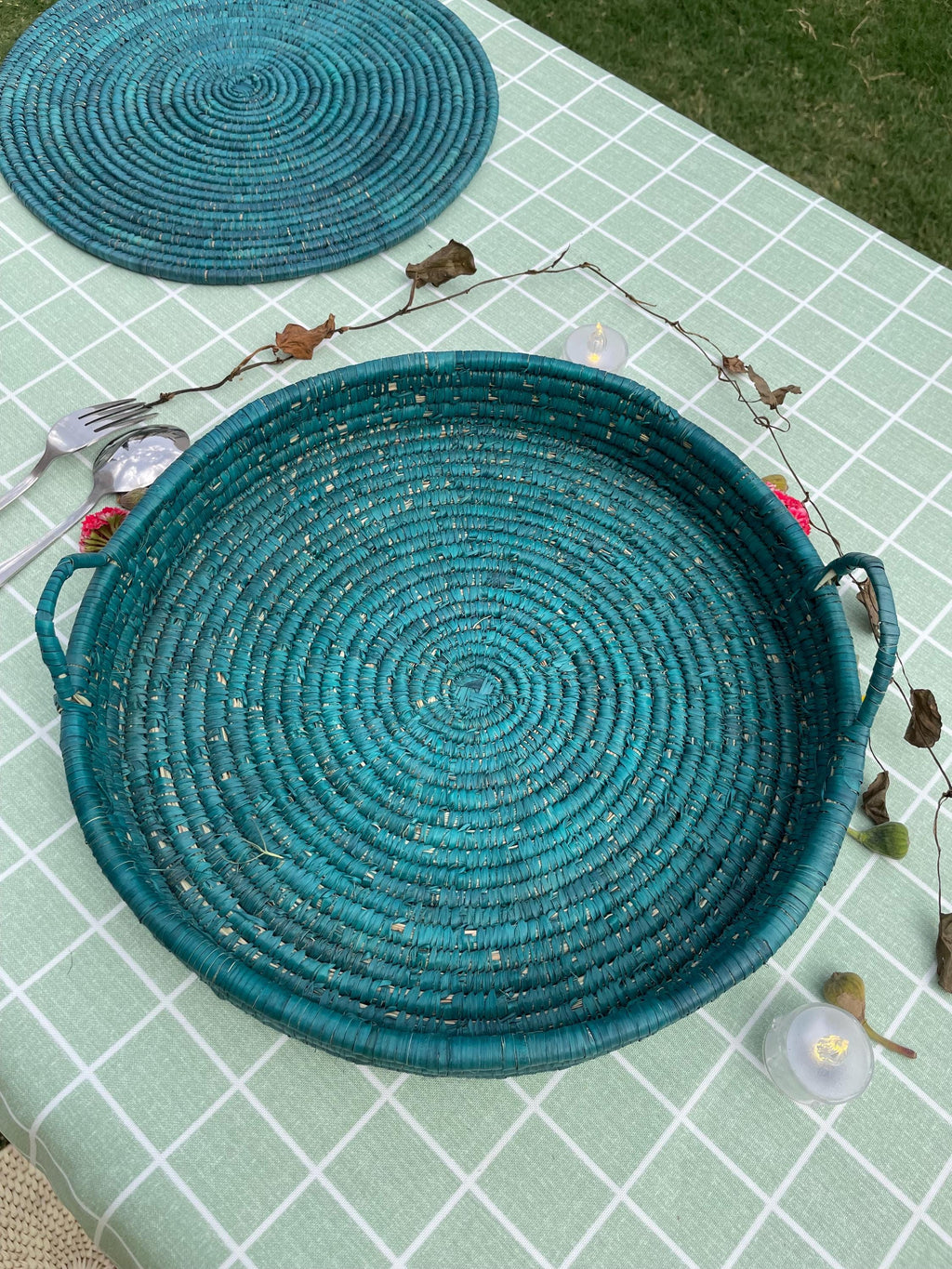 Handmade Boho Palm Fiber Basket Tray: Rustic Green Ottoman & Coffee Table Decor