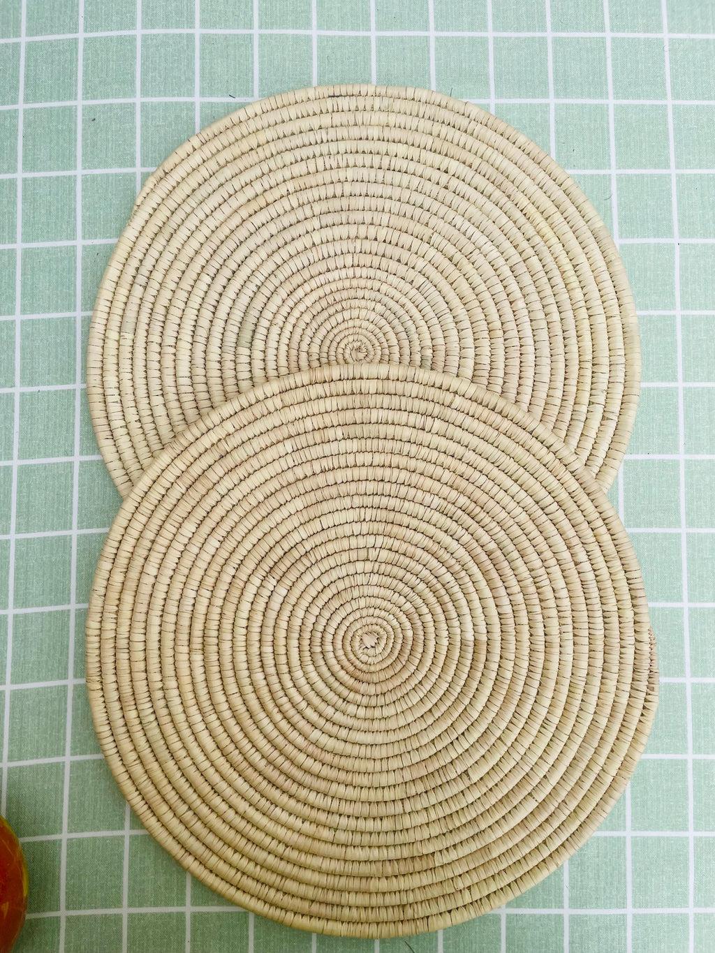 Hand Woven Round Placemats Set 14 in, Boho Placemats For Table, Rustic Woven Placemats, Palm Leaves Eco Friendly Placemat, boho Table Decor