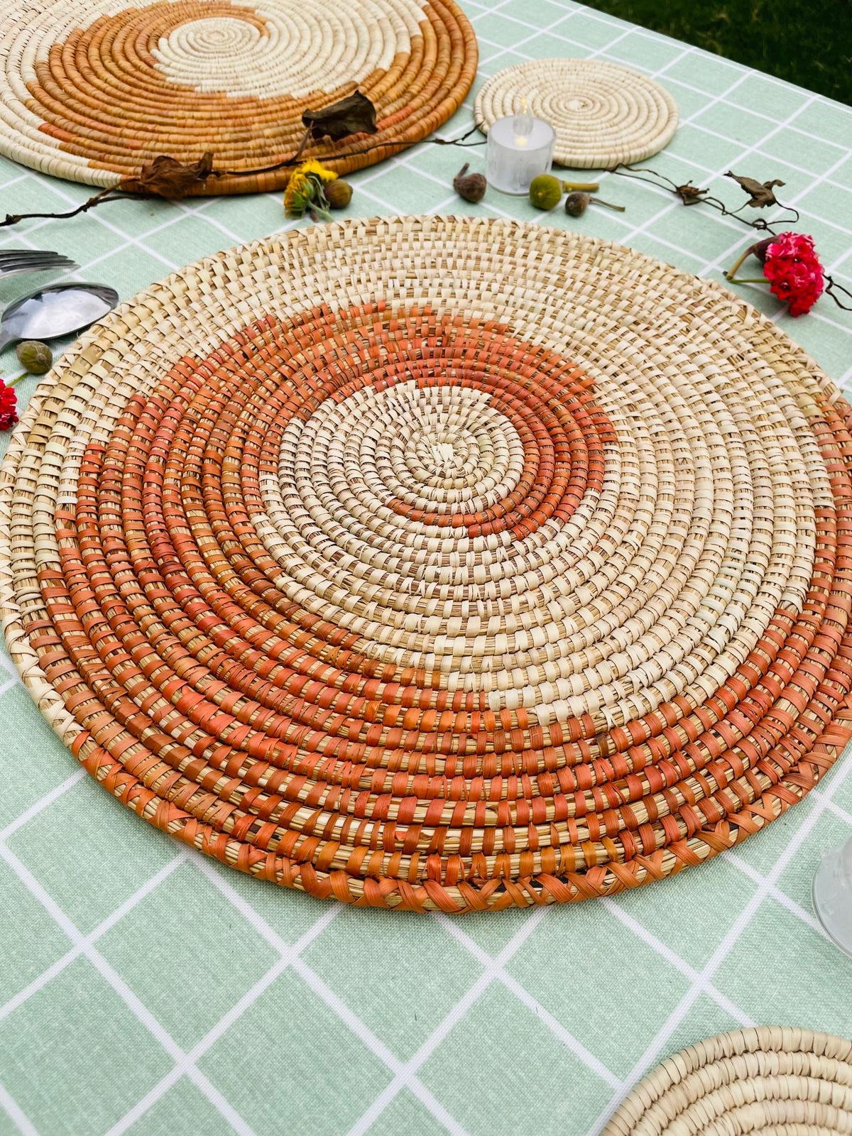 Spiral Round Hand Woven Placemats - Orange & Beige Sea Grass Placemats Set 14in - Boho Straw Palm Placemats  - Fall Dining Table Decor