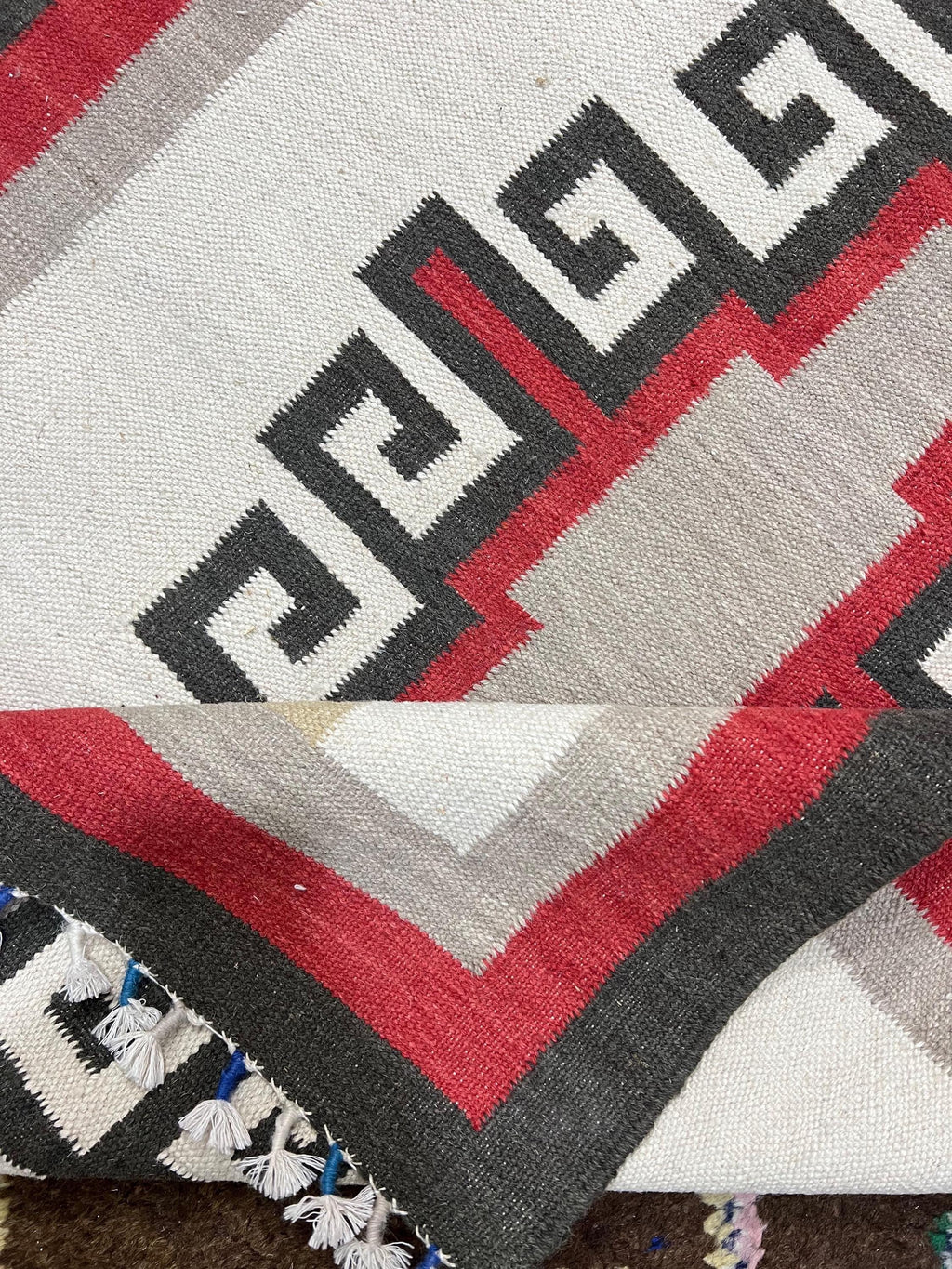 Desrt Totem Navajo Rug By Suzzi homes, Red & Black Navajo Kilim rug, Native American Rug, Traditional Wool Rug, 6x4, Boho Home Decor