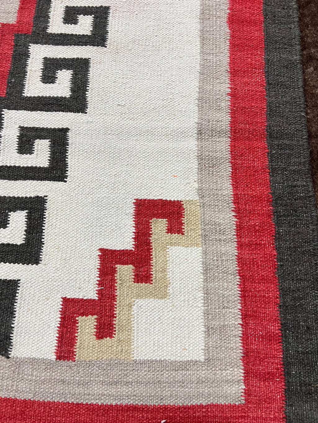 Desrt Totem Navajo Rug By Suzzi homes, Red & Black Navajo Kilim rug, Native American Rug, Traditional Wool Rug, 6x4, Boho Home Decor