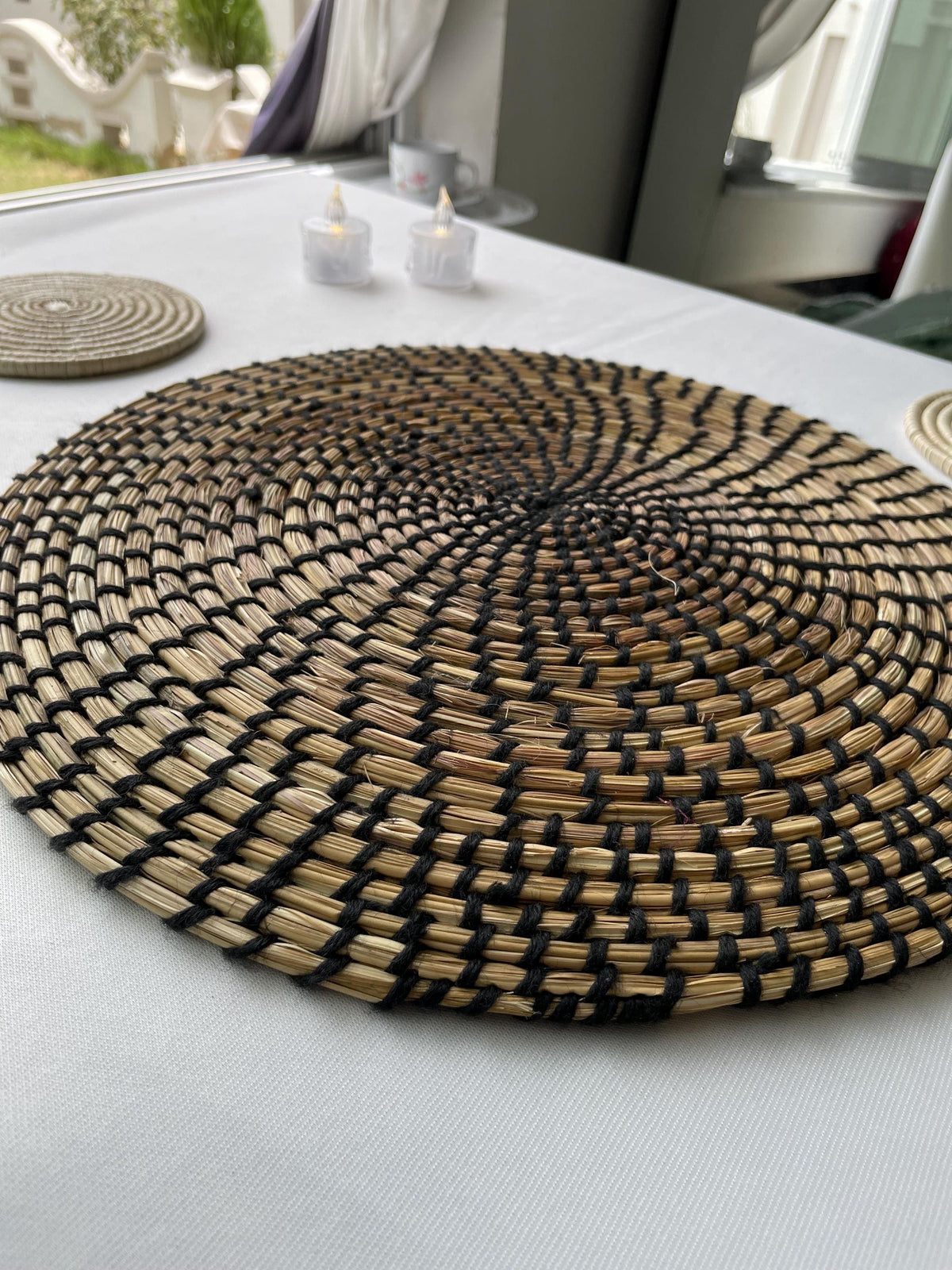 Handwoven Seagrass Round Placemats - Natural Boho Table Chargers for Rustic Dining Decor (14in)