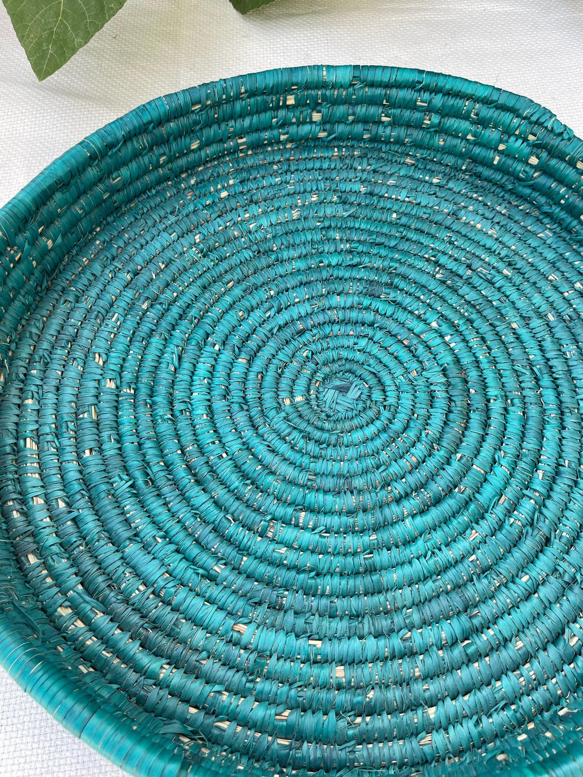 Handmade Boho Palm Fiber Basket Tray: Rustic Green Ottoman & Coffee Table Decor
