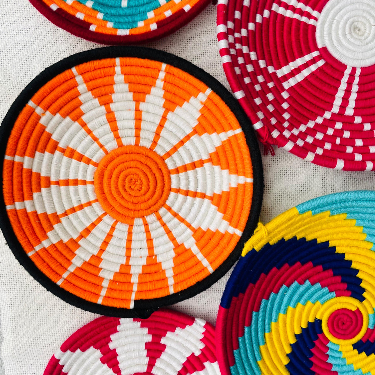 Woven Wall Basket Deocr Set of 14, Boho African Rwanda Basket Art, Hand Woven Colorful Wall Hangings, Bohemian Wall Decor