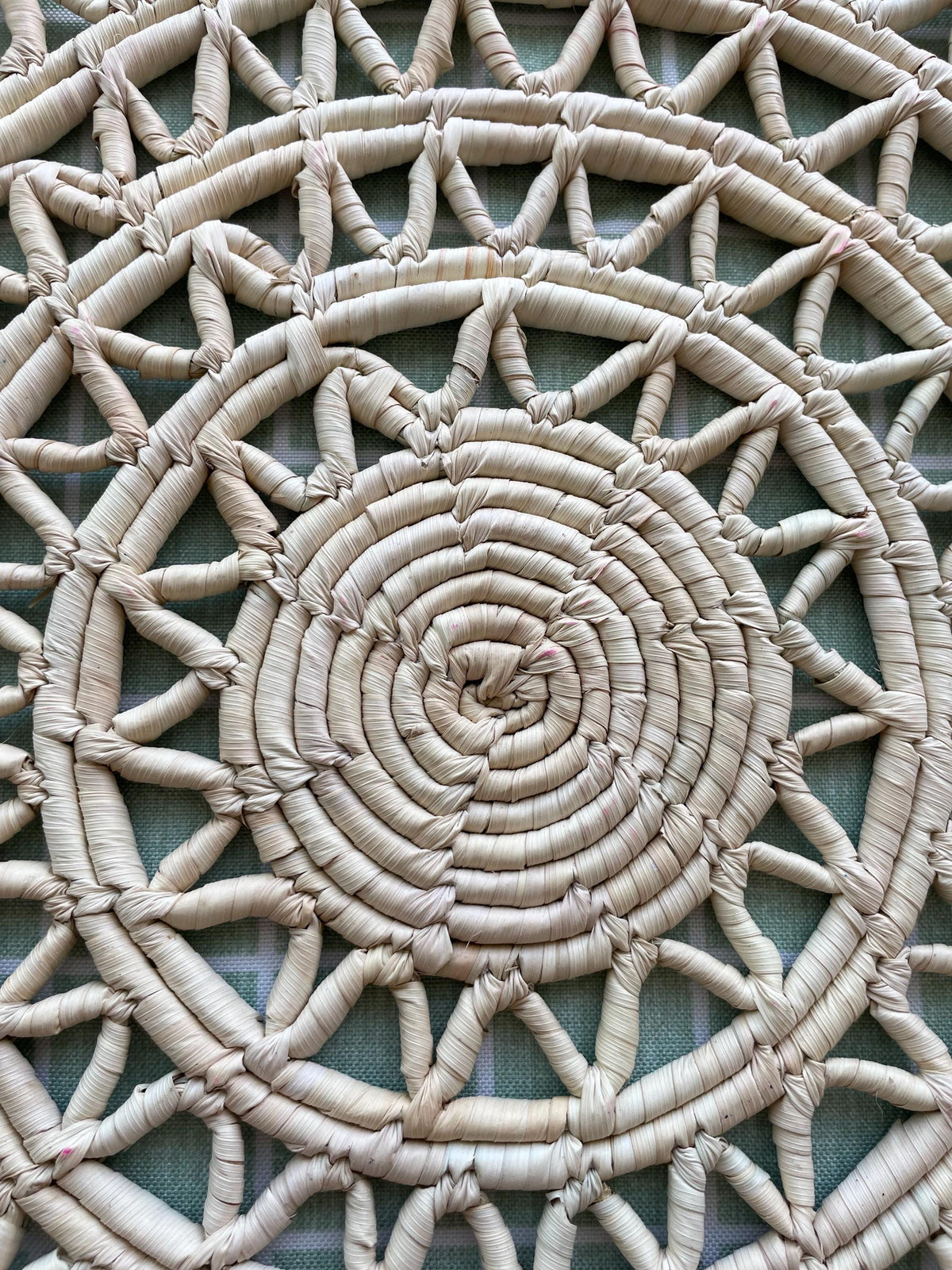 Woven Round Placemats, Boho Place mats, Eco Friendly Placemats, Natural Placemats, Handwoven Placemats, Place Mat, Fall Table Decor, 15inch