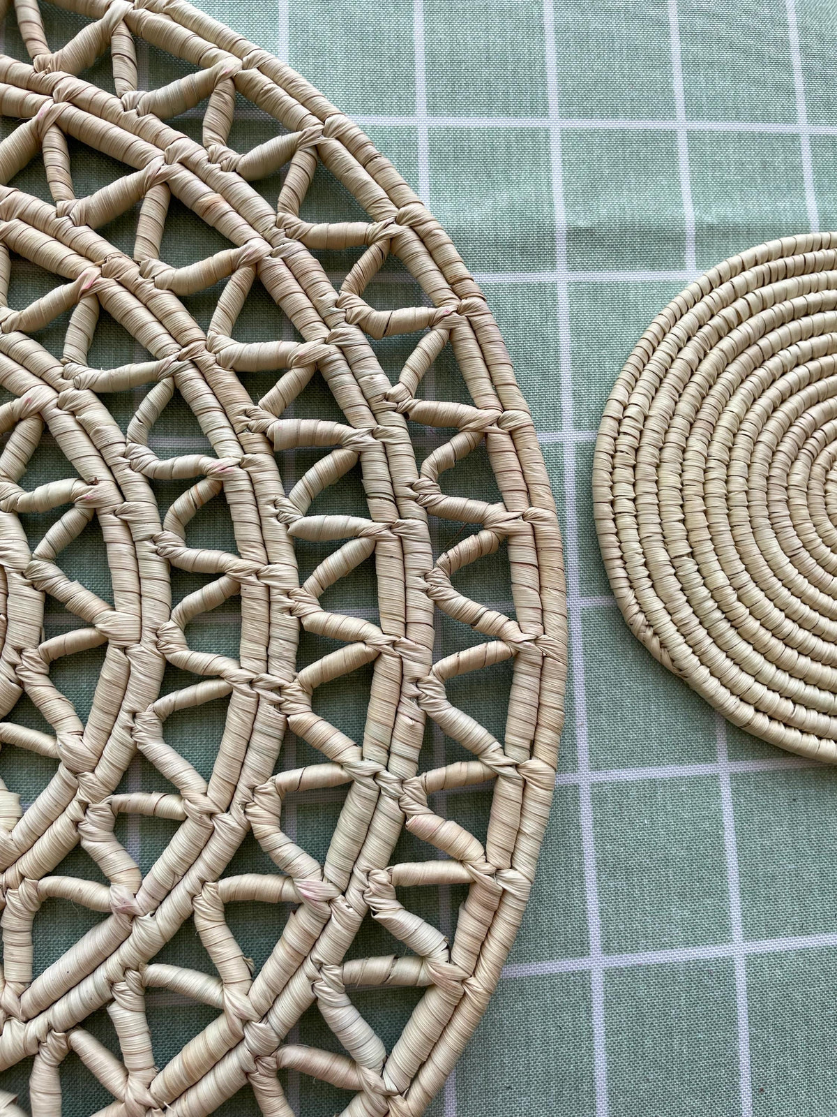 Woven Round Placemats, Boho Place mats, Eco Friendly Placemats, Natural Placemats, Handwoven Placemats, Place Mat, Fall Table Decor, 15inch