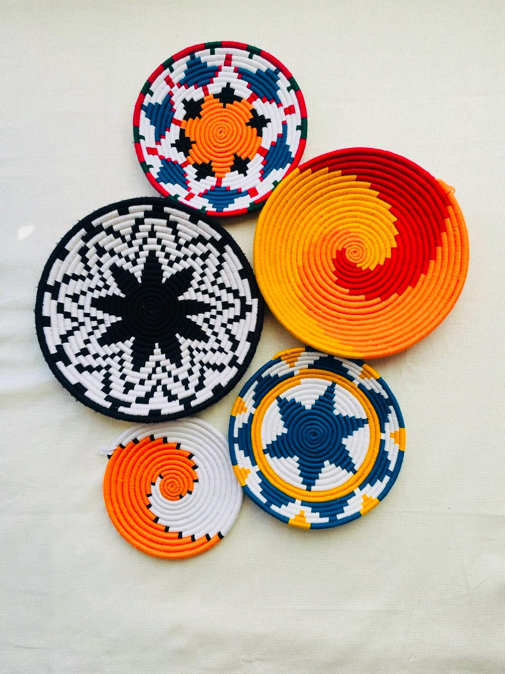 Boho Wall Basket Set of 5, Colorful Bohemian Wall Hanging, Woven Wall Baskets, African Wall Baskets, Living Room & Bedroom Wall Art
