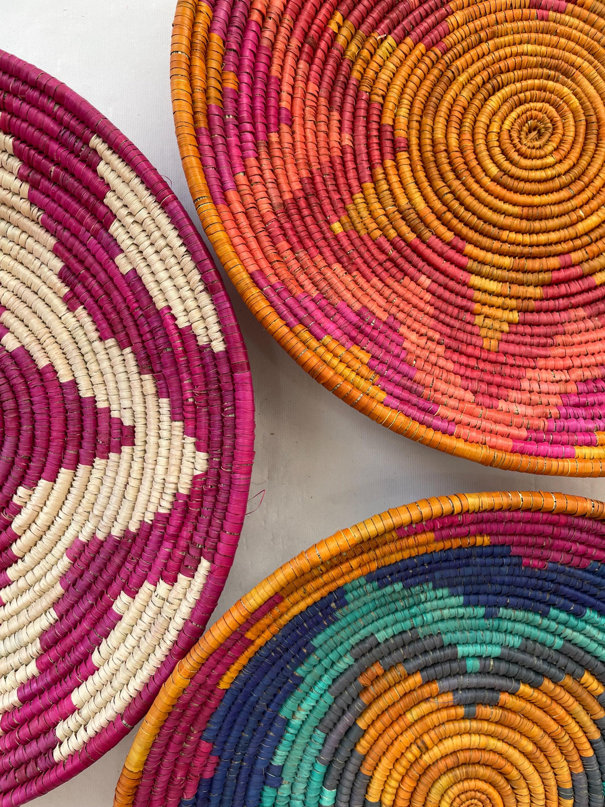Handwoven Wall Basket Set Of 8, Decorative Bowl Basket, Boho African Baskets, Made With Sea Grass & Palm Leaves, Colorfu Rustic Wall Decor