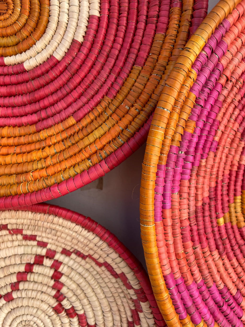 Woven African Wall Baskets Set Of 9, Boho Wall Basket Deocr, Colorful Sea Grass Decorative Baskets, Handwoven Eco Friendly Hanging Baskets