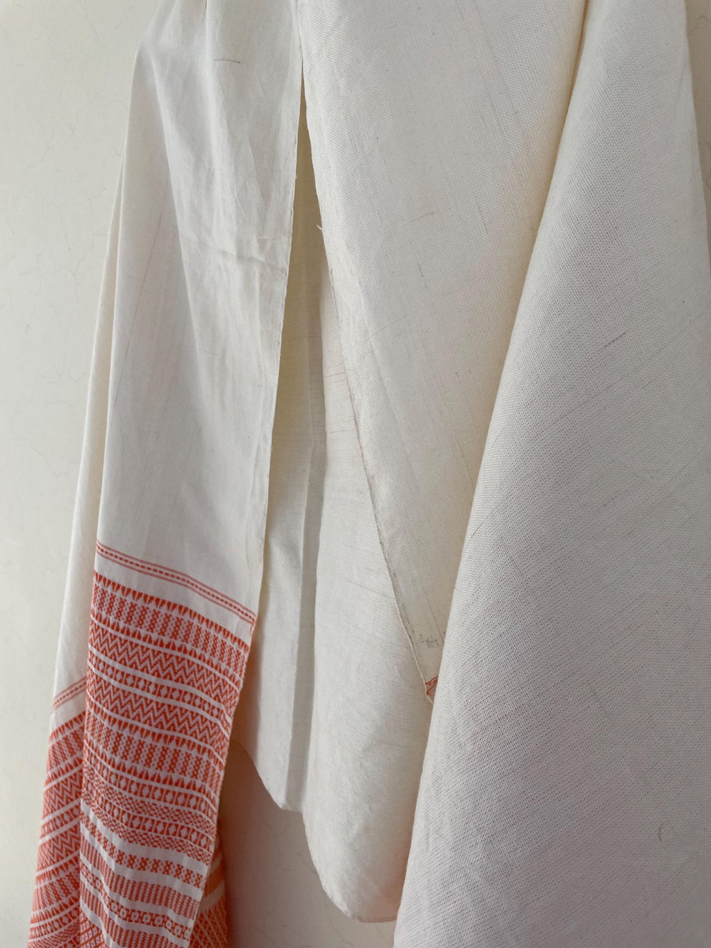 Handwoven Geometric Strip Cotton Rebozo Shawl – Diamond Weave Artisan Wrap – Lightweight Pakistani Textile Cover-up - Hand knotted Fringe
