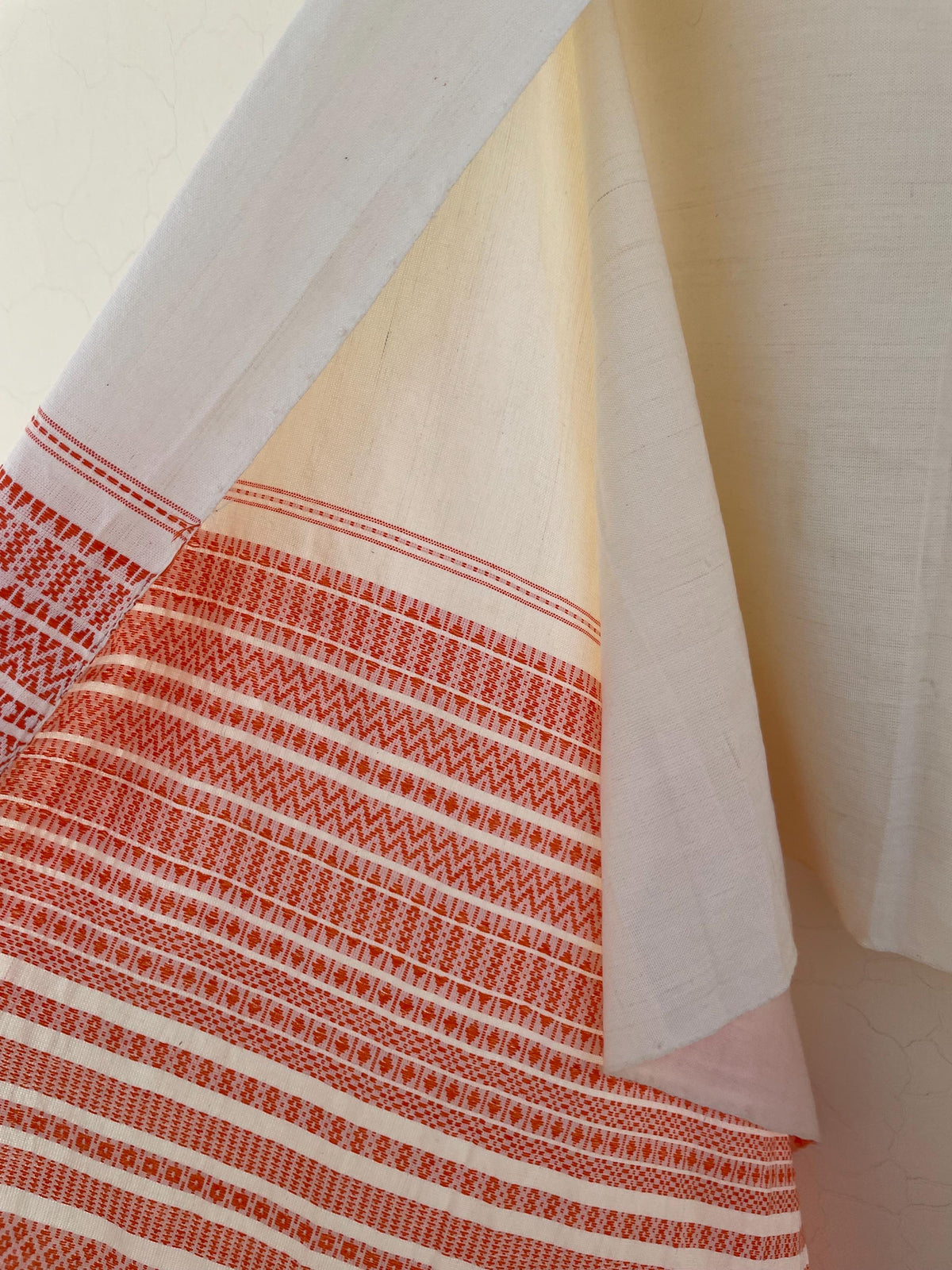 Handwoven Geometric Strip Cotton Rebozo Shawl – Diamond Weave Artisan Wrap – Lightweight Pakistani Textile Cover-up - Hand knotted Fringe